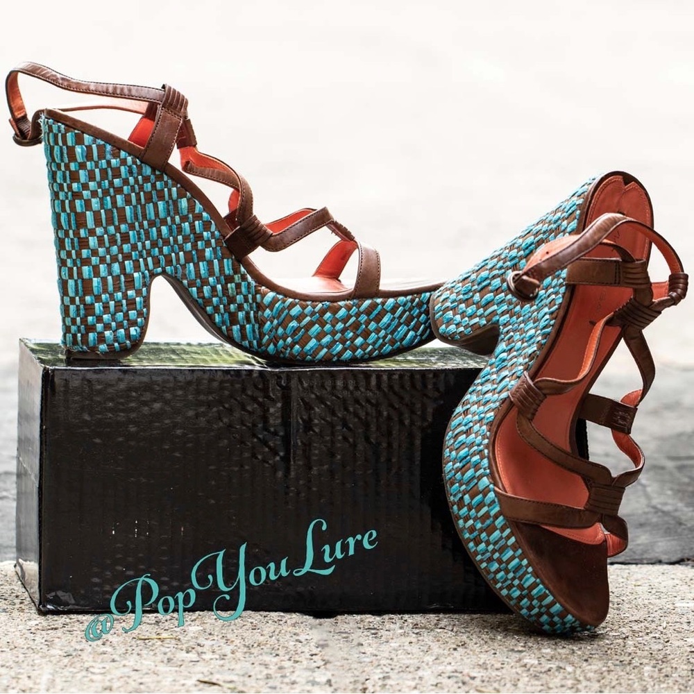 Via Spiga Turquoise Brown Basket Weave platform Shoes